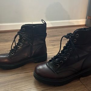 auburn colored combat boots very cute